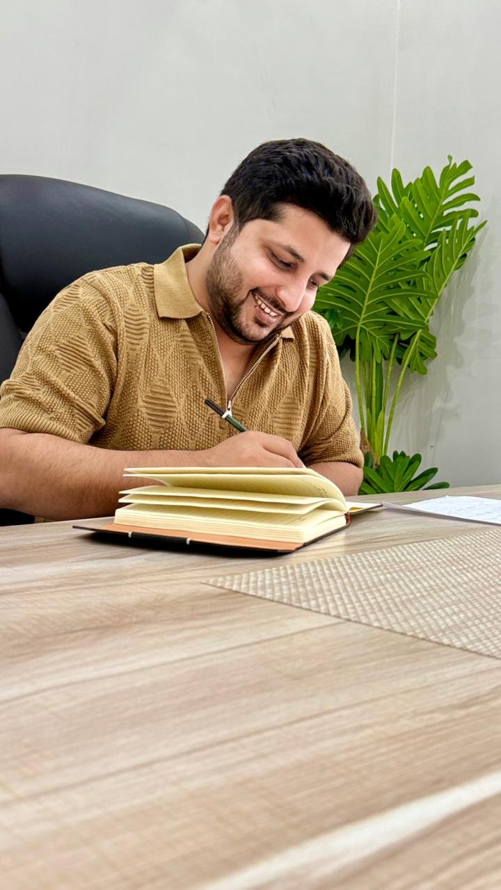 Awais Bukhari — Founder & CEO of Tech Arizon